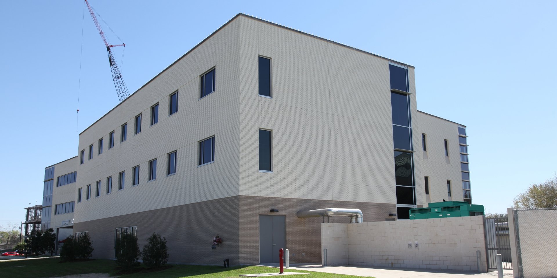 University of Houston – Regional Center for Economic Development The Regional Center for Economic Development project is a 63,000 SF facility that houses a local business liaison that coordinates the needs of the business community with the college to ensure the graduates are trained in the skills needed. The facility also houses a multi-purpose meeting room, auditorium, classrooms, the School of Business Administration, Student Affairs and future facilities for the School of Nursing. Back to Portfolio